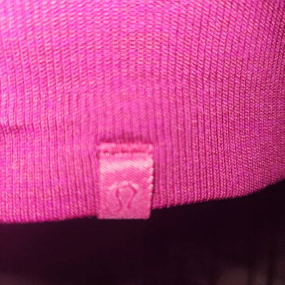 Lululemon Athletica Fletching Lines Raspberry Tee - Picture 4 of 7
